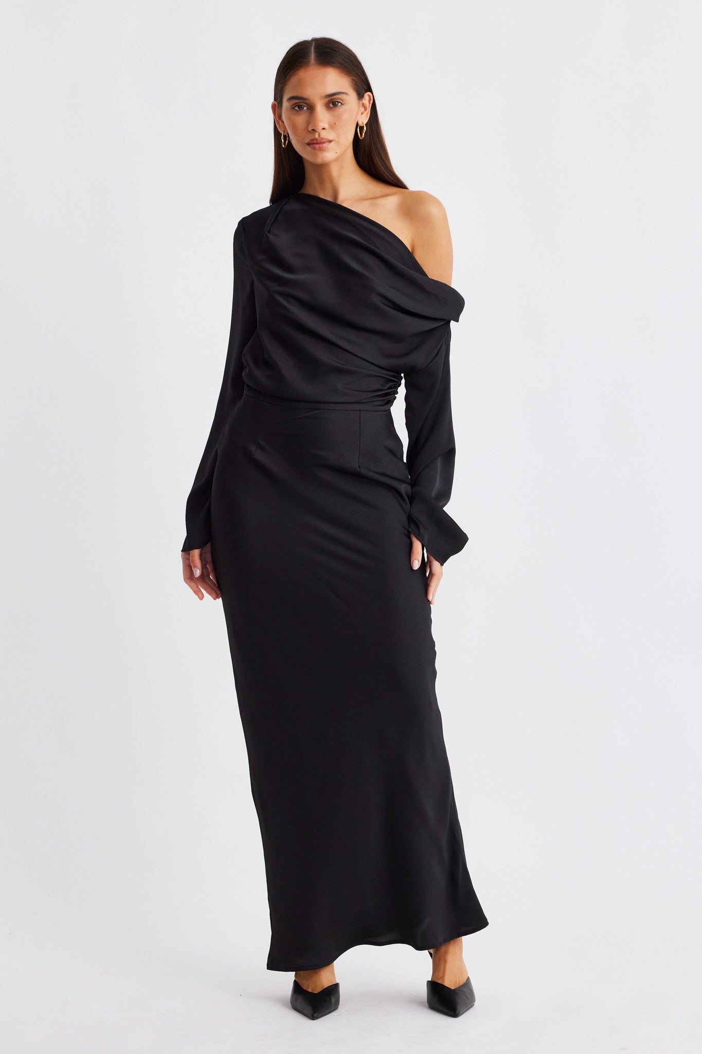 CALISSA-LONG-SLEEVE-MAXI-BLACK-1jpg