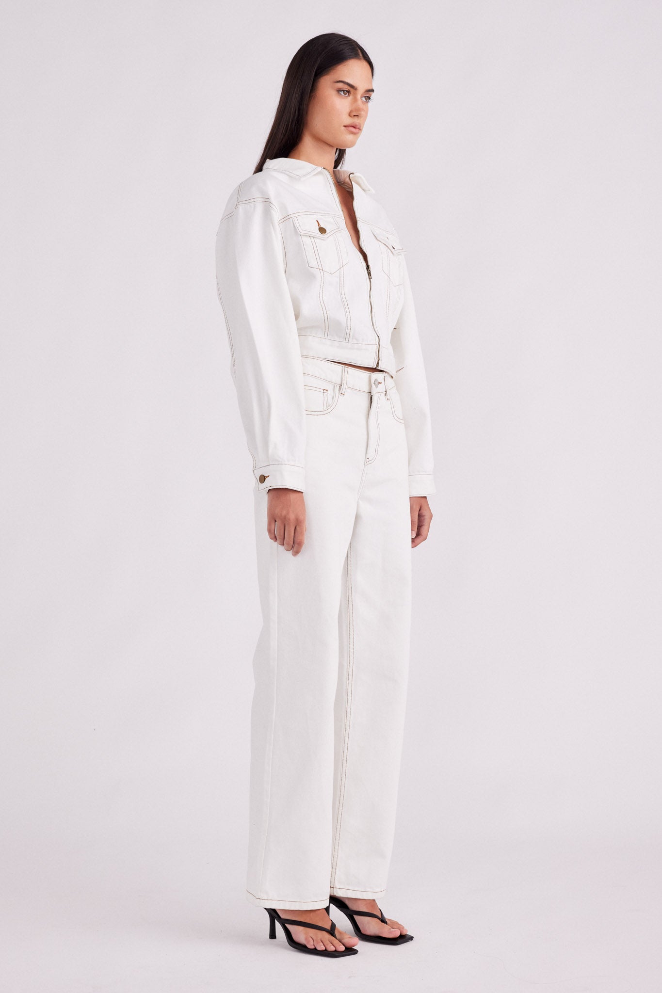RUNE DENIM SET WHITE 3
