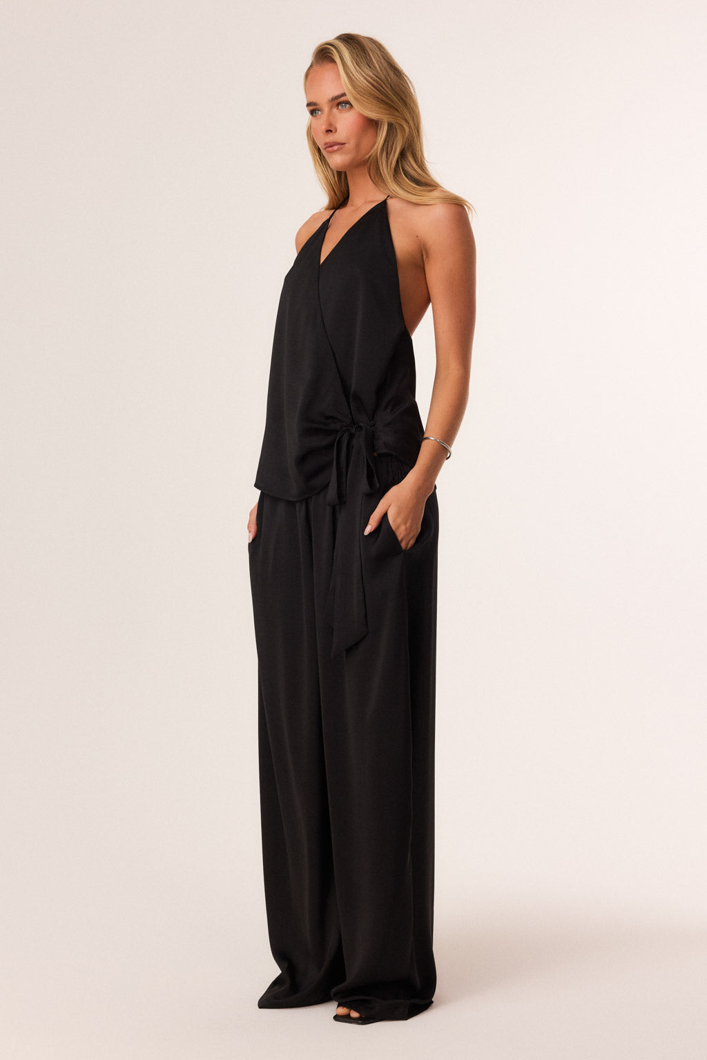 01_Rosewood-Set-Black_391313