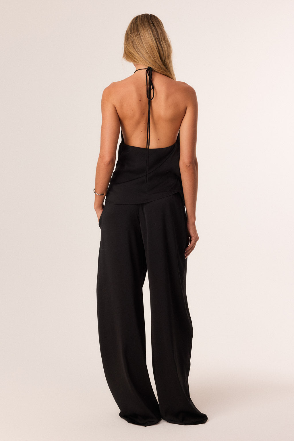 01_Rosewood-Set-Black_391318