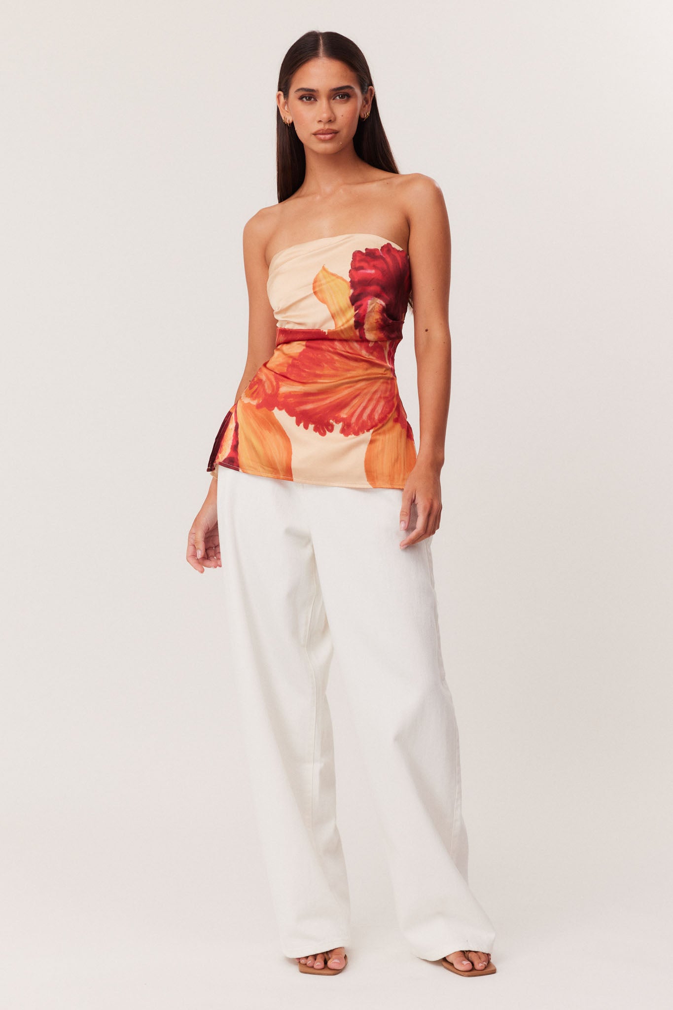 02_Cattleya_Top_Lukas_Jean_321913