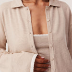03_AugustScallopCardiBeige_325224_A