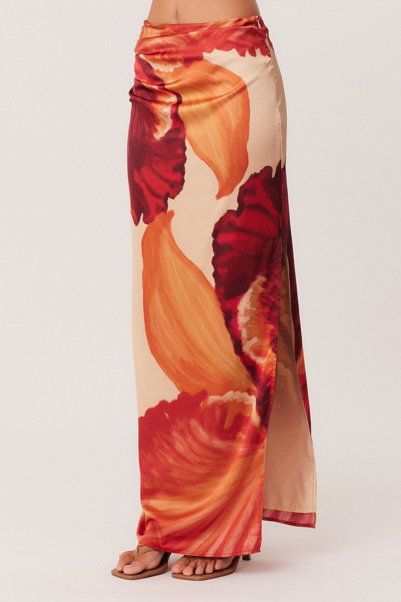 04_Cattleya_SkirtTank_322022