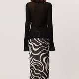 21_SWURLMAXISHEERBLACKTOP_326474_A