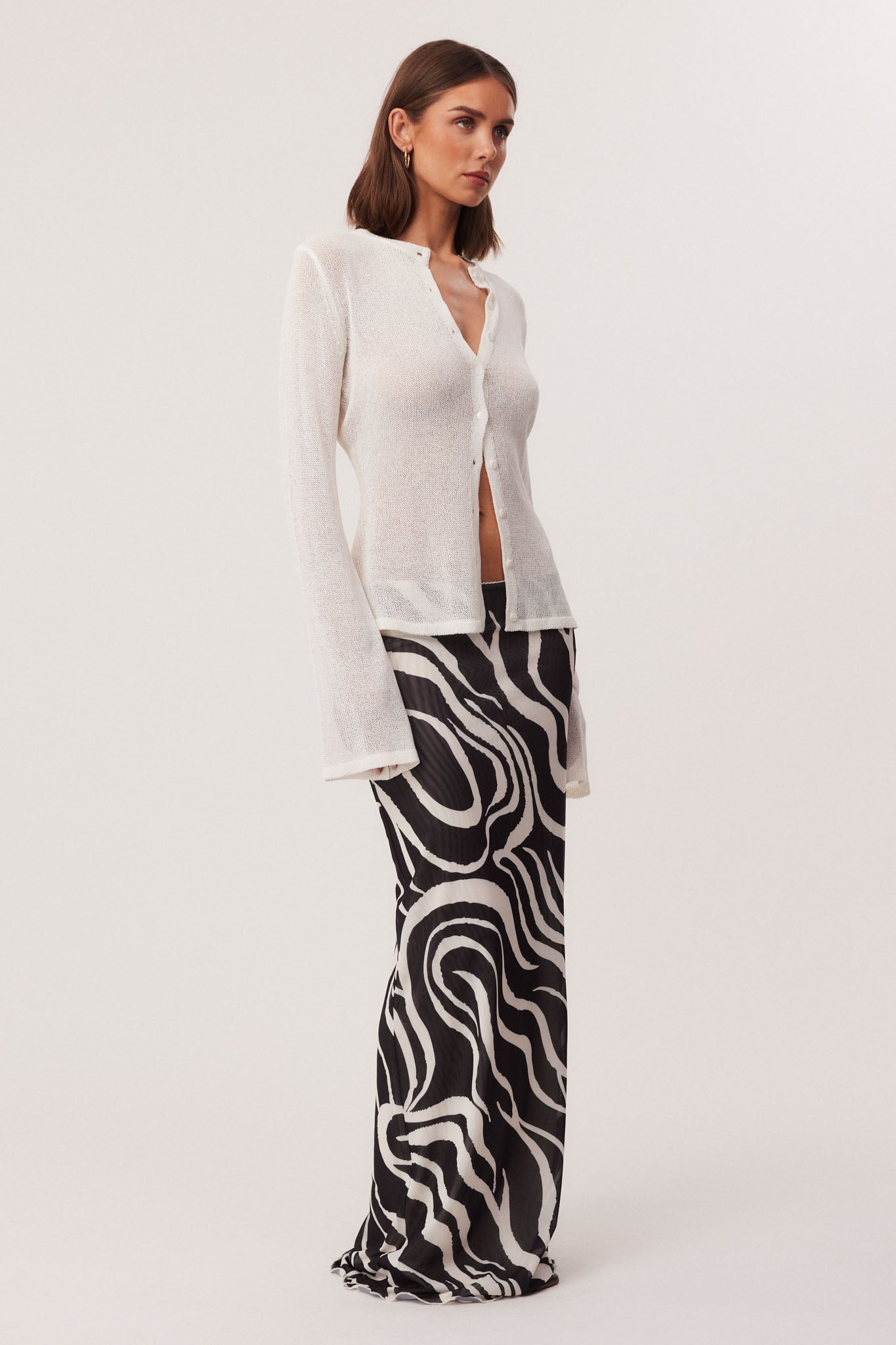 22_SWURLMAXISHEEERWHITETOP_326511