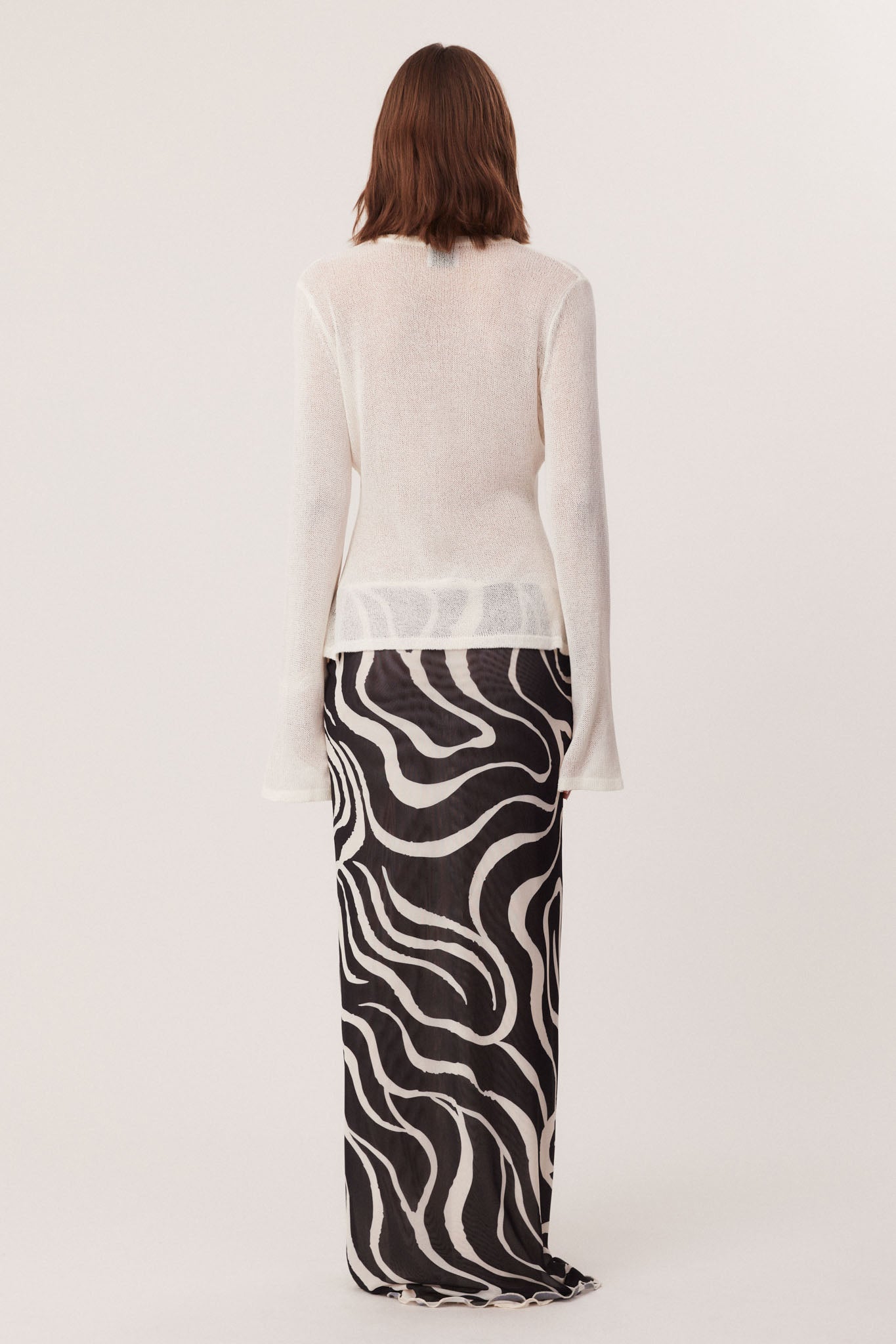 22_SWURLMAXISHEEERWHITETOP_326531_A