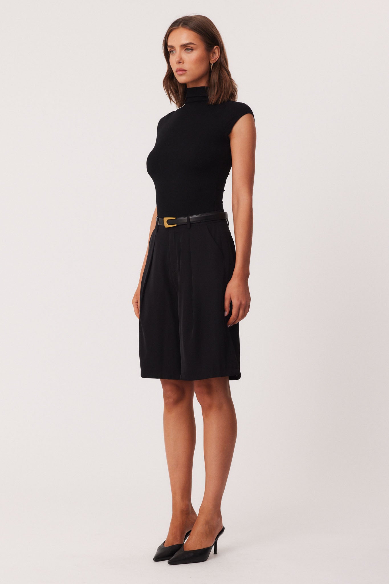 39_Reyna_MockNeck_Black_338580