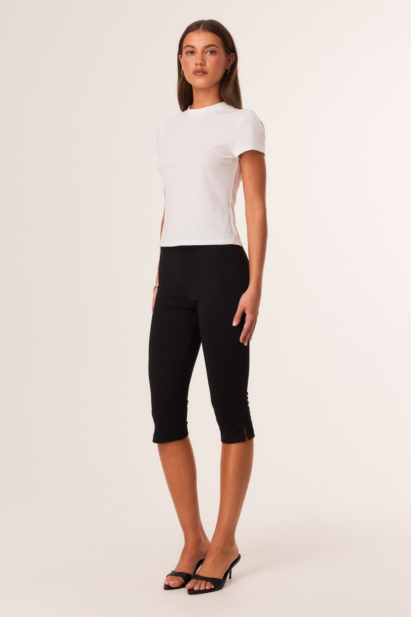 OLIVE CAPRI 2.0 – SNDYS US