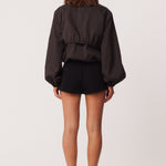 57_BlackWindBreaker_339384