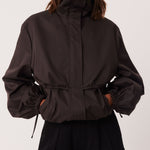 57_BlackWindBreaker_339388