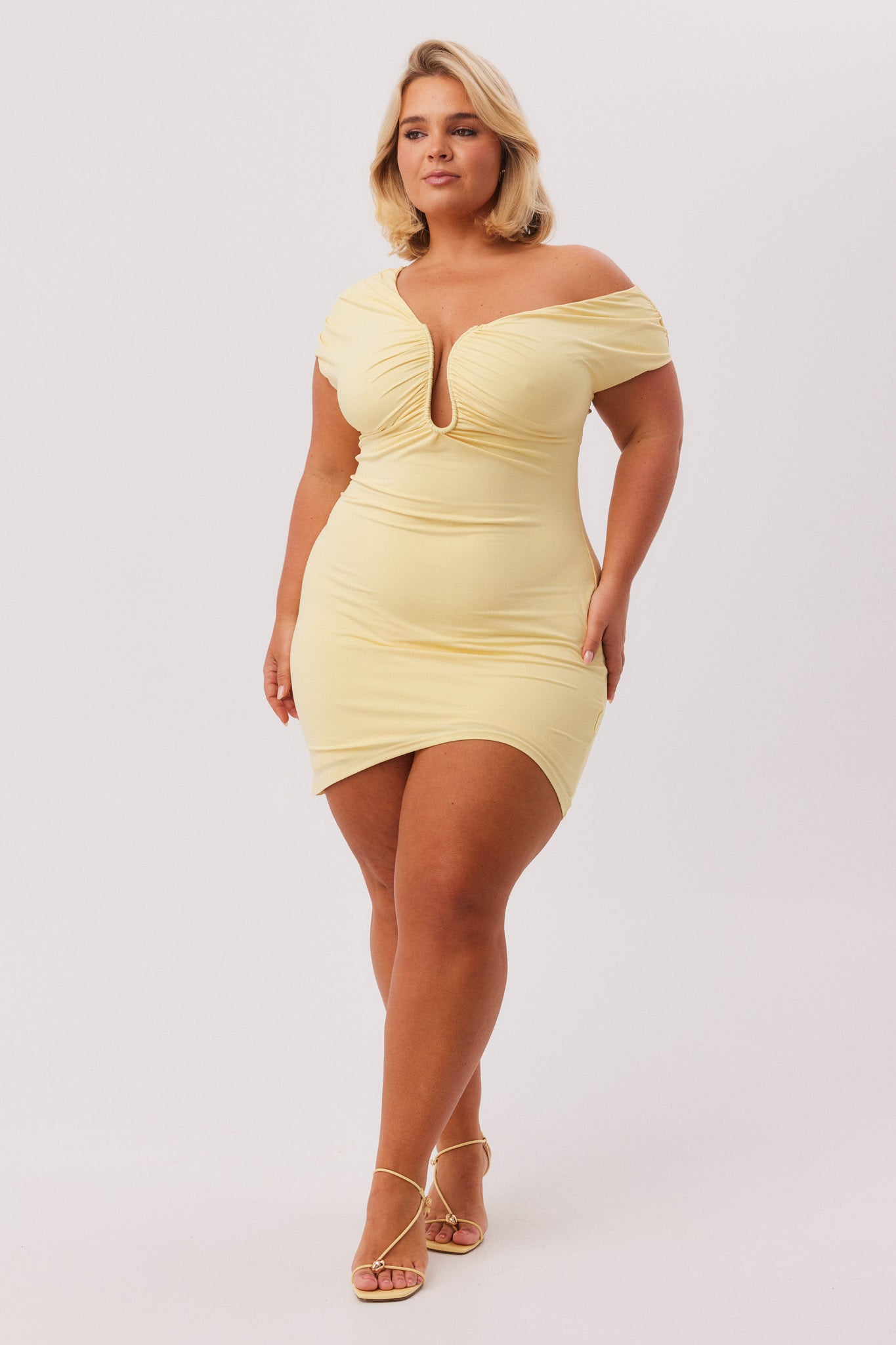 AIRA-MINI-DRESS-PANNA-COTTA-9