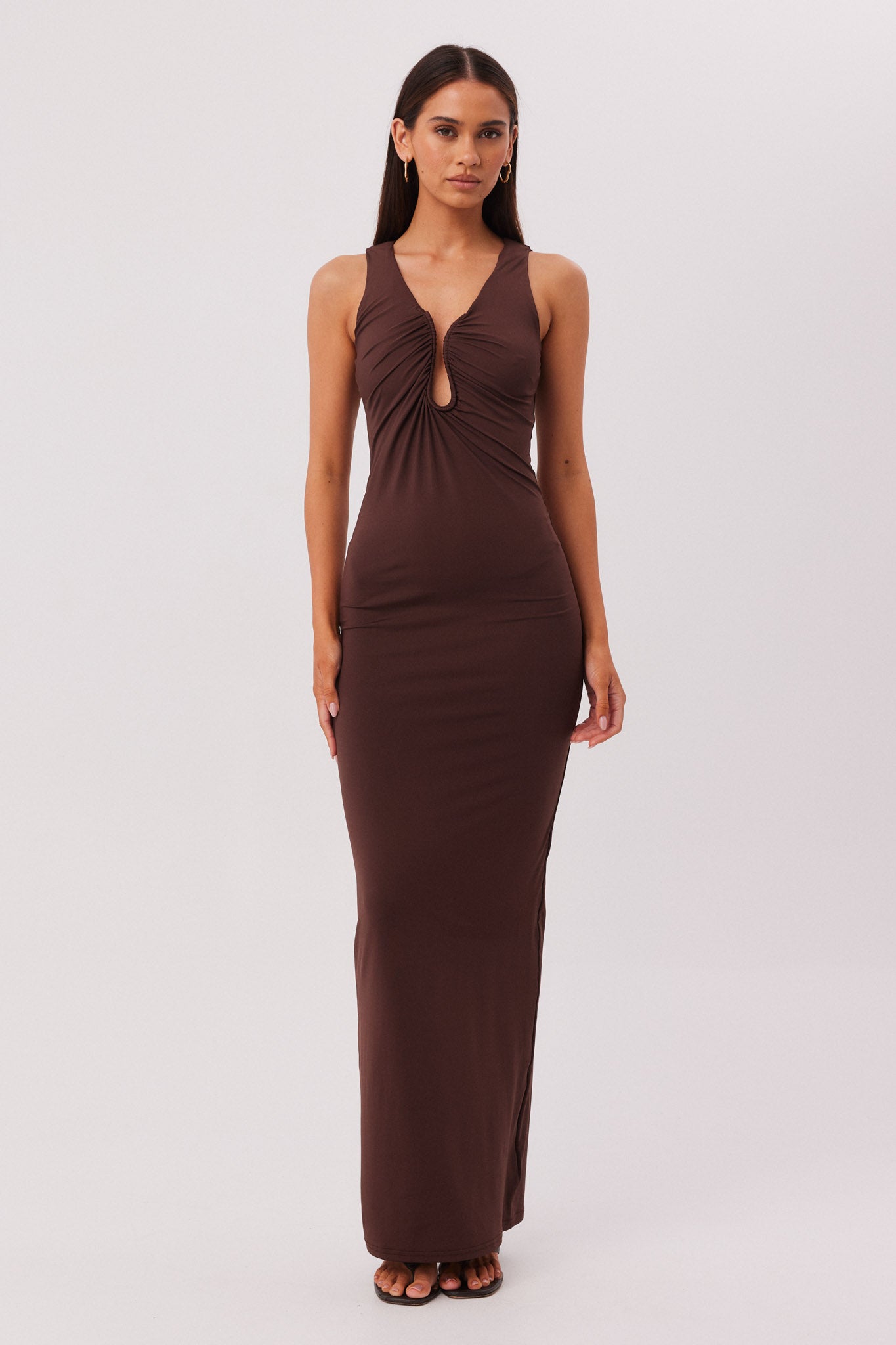 LARA-MAXI-DRESS-CHOCOLATE-4