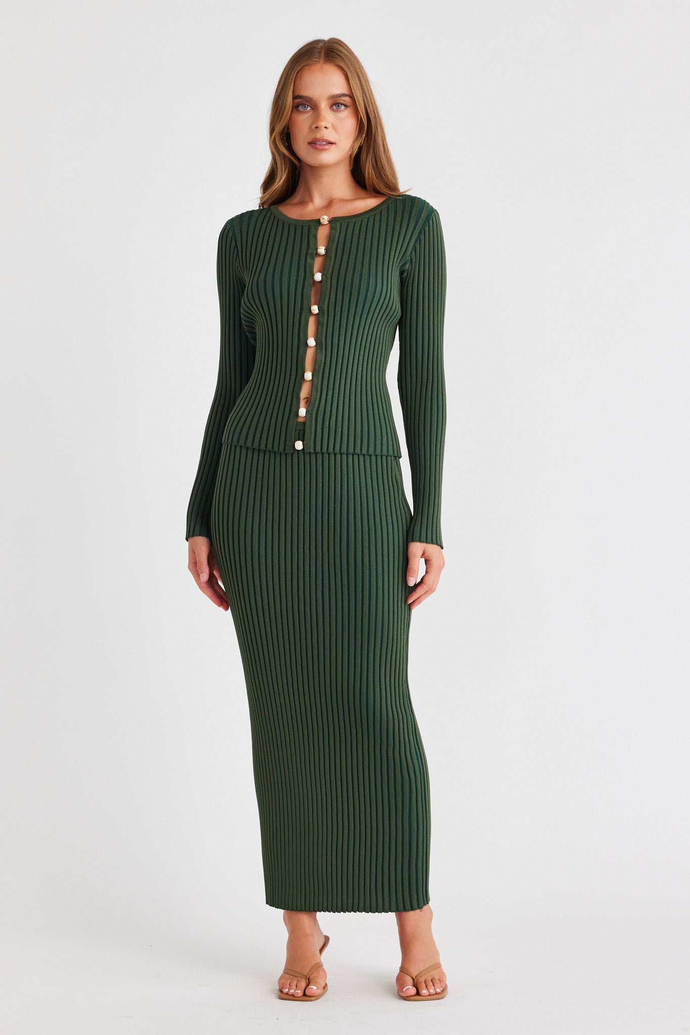 ODETTA-MAXI-SKIRT-WILD-GREEN-1jpg