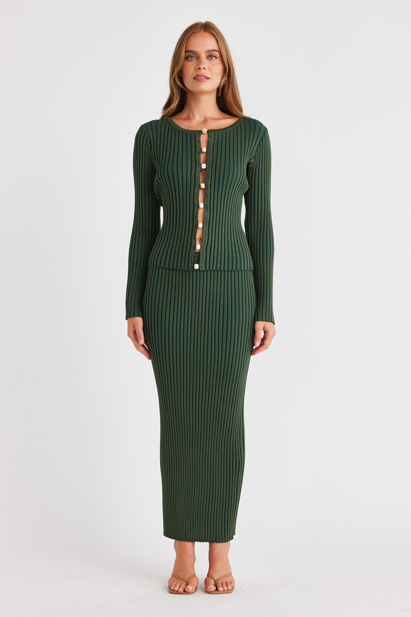 ODETTA-MAXI-SKIRT-WILD-GREEN-4jpg