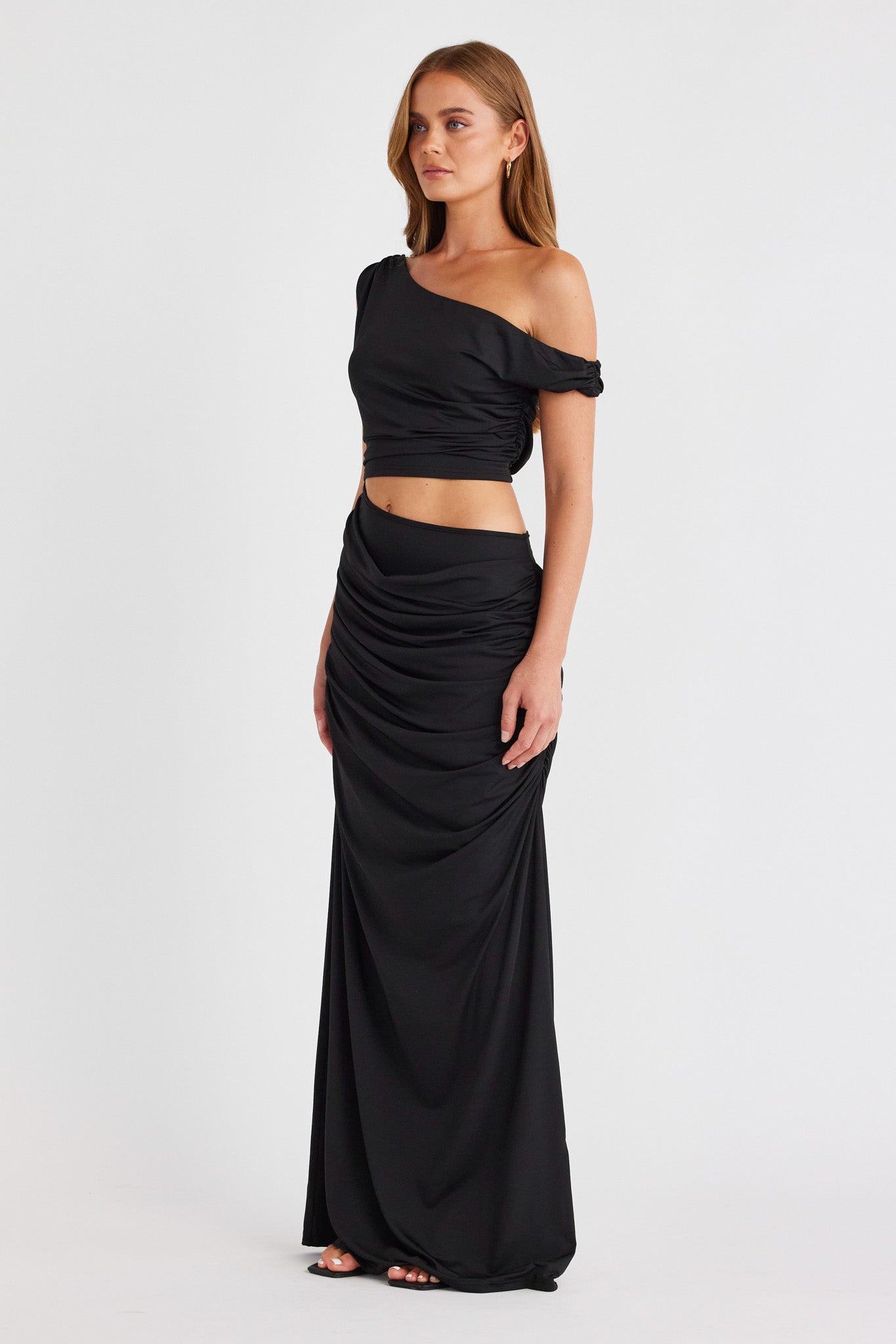 RIKKE-JERSEY-MAXI-DRESS-BLACK-2jpg